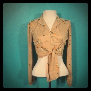 Vintage crop front shirt